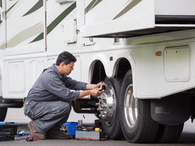 RV Wheel Alignment Guide: Warning Signs, Cost & When to Get Service
