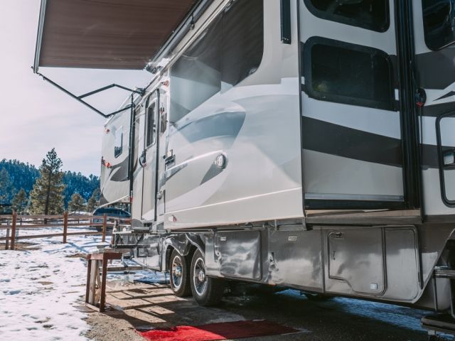 RV Slide-Out Maintenance: Complete Guide to Prevent Wear and Extend Lifespan